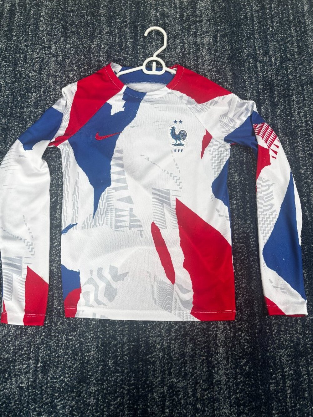 Nike Youth Medium France 2022 Long sleeve Pre-Match Dri-FIT Soccer Jersey